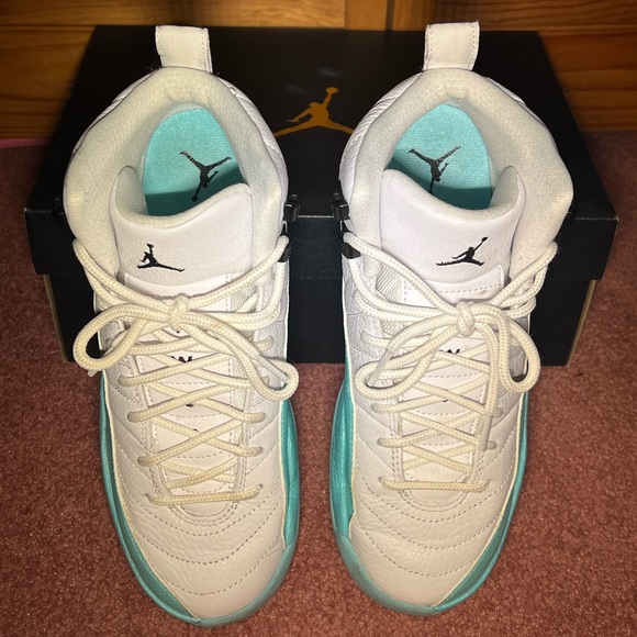 Air Jordan 12 Retro Light Aqua Shoes - Picture 2 of 9